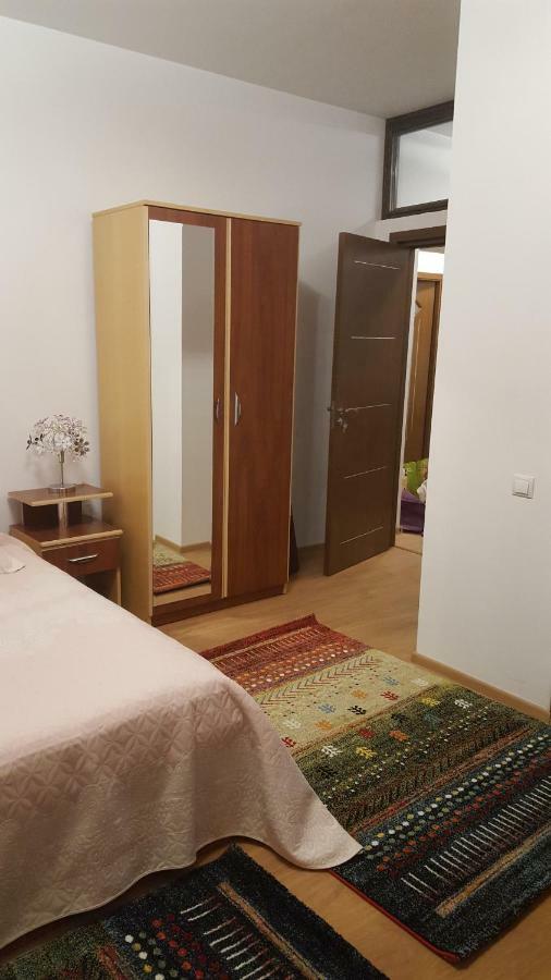 Casa Soarelui Roşu Exterior foto